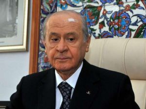 Bahçeli’nin Alnındaki Yara Bandı
