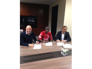 Karabükspor, Jones Cariocayı Renklerine Kattı