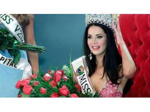 Eski Eşiyle Birlikte Öldürüp Yol Kenarına Attılar