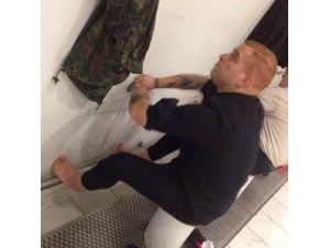 Athena Gökhan’ın Twitter’ı Sallayan Fotoğrafı