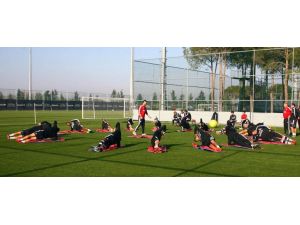 Beşiktaş, İkinci Yarı Hazırlıklarını Sürdürüyor