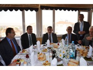 Başkan Yılmaz Bafra’da Partililerle Buluştu