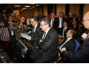 Adalet Komisyonu’nda Ak Parti Ve Chp Arasında Yer Tartışması