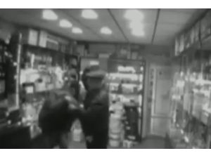 Aldığı Telefon Arızalı Çıkınca…