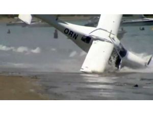 Plaja İndi Ama Kalkamadı