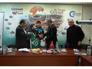 Giresunspor Taraftarından Vefa Örneği
