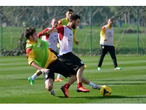 Galatasaray, Devre Arası Çalışmalarını Sürdürdü