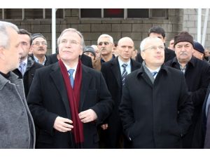 Ak Parti Genel Başkan Yardımcısı Mehmet Ali Şahin :