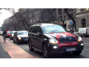 Macaristan’da Başbakan Erdoğan’a Destek Konvoyu