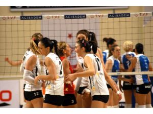 Acıbadem Bayanlar Voleybol Ligi