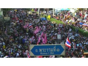 Göstericiler Başkenti Kapattı