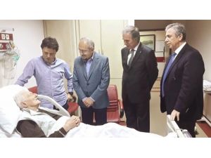Chp Genel Başkanı Kılıçdaroğlu, Sebayı Hastanede Ziyaret Etti