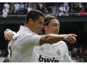 Ronaldo’ya Eski Dost Tebriği