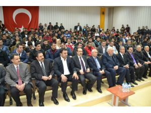 Asrın Güreşçisi Üniversite Öğrencileriyle Bir Araya Geldi