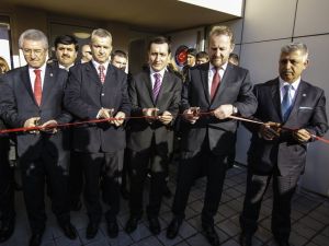 Bosna Hersekte Aliya İzzetbegoviç’in Doğduğu Evin Açılışı Gerçekleştirdi