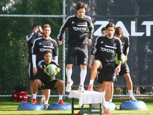 Beşiktaş, İkinci Yarı Hazırlıklarını Sürdürüyor
