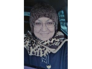 63 Yaşındaki Botoks Başına İş Açtı