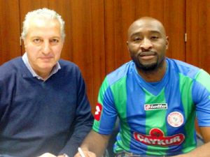 Çaykur Rizespor, Lualua İle Resmi Sözleşme İmzaladı