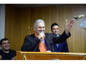 Hizmet Konusunda Kimse Bizimle Yarışamaz