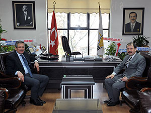 Poyraz’dan Ak Parti İl Başkanı Doğan’a Ziyaret
