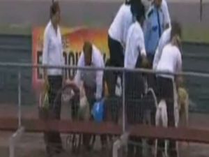 Köpek Yarışında İlginç Olay