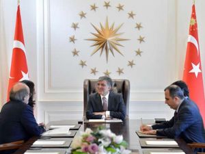 Cumhurbaşkanı Gül, Tuncel Ve Kürkçü İle Görüştü