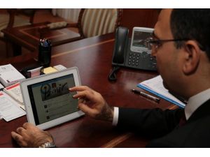 İzmir Valisi Toprak Artık Twitter’da