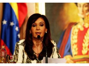 İcraatlarını Pul Yaptı