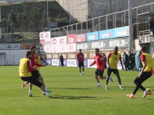 Trabzonspor’da Beşiktaş Mesaisi Sürüyor