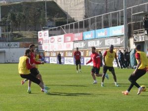 Trabzonspor Beşiktaş’a Kilitlendi