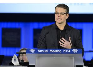 Matt Damon’dan Davos’ta ‘Altın Küre’ Göndermesi