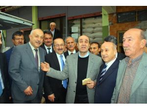 Trabzon Büyükşehir Belediye Başkan Adayları Canalioğlu İle Gümrükçüoğlu Şalpazarı’nda Karşılaştı