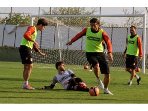 Adanaspor, Manisaspor Maçı Hazırlıklarını Sürdürüyor