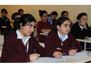 Öğrenci Ve Velilere Karne Uyarısı