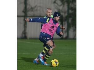 Fenerbahçe, Torku Konyaspor Maçı Hazırlıklarını Sürdürüyor
