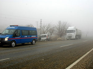 Kahramanmaraşta Sis Kazaya Yol Açtı: 2 Yaralı