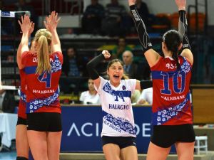 Acıbadem Bayanlar Voleybol Ligi