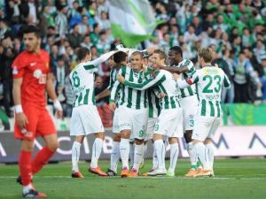 Kupada 4, Ligde 3 Attı