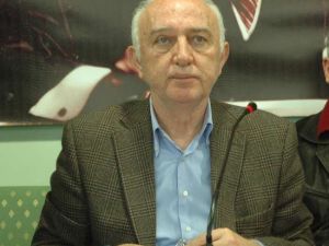 Partili Kızınca Vekil Konuşmasını Kızdı