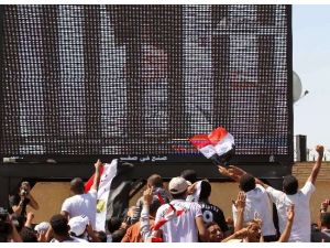 Kanlı Yıl Dönümü: 49 Ölü