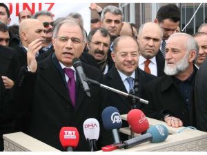 Öğretmeni De Onu Destekledi