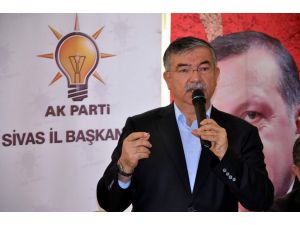 Bakan Yılmaz: “Kardeşlerimizle Kavga Etmeye Zamanımız Yok”