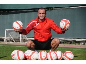 Nöbetçi Golcü İş Başında