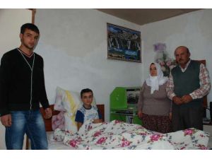 Cam Kemik Hastası İbrahim Yardım Bekliyor