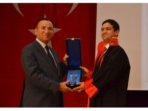 Bakan Bozdağ: Bu Düzenlemelerden Kesinleşen Davaların Etkilenmesi Söz Konusu Değil