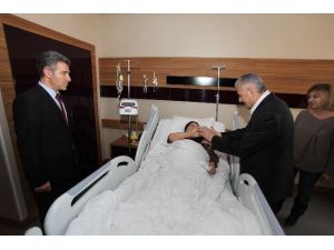 Yıldırım’dan Rakibinin Kardeşine Ziyaret