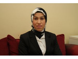 Chp’ye Başörtülü Aday Adayı