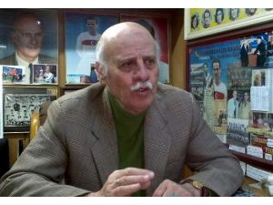 Efsane, Mustafa Akçay’a Destek Çıktı