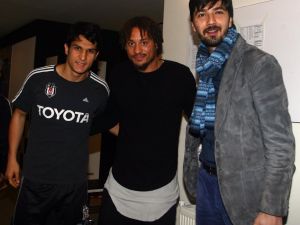 Jones, Beşiktaş Tesislerini Gezdi