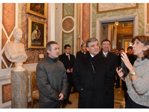 Cumhurbaşkanı Gül Kolezyum’u Ve Villa Borghese Müzesi’ni Ziyaret Etti